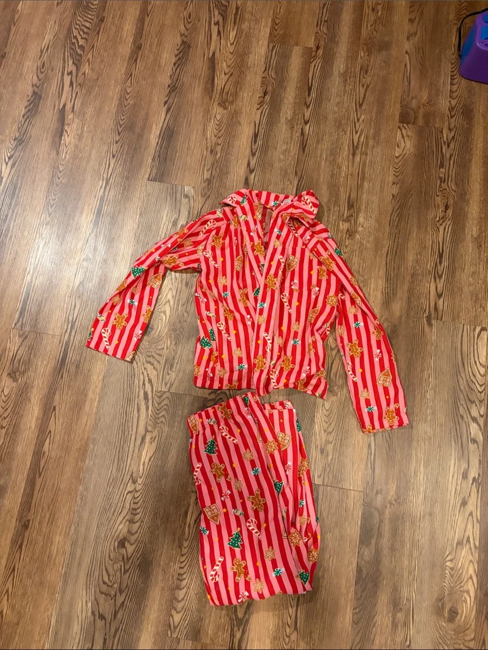 Old navy Kids Red Holiday Stripe Pajama Set